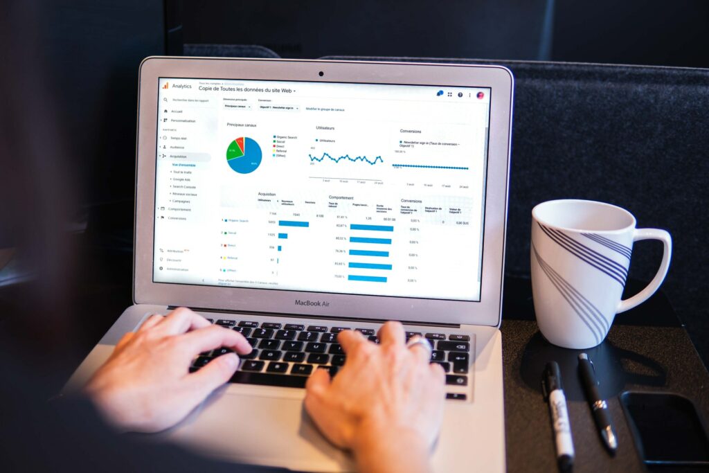 11 Best Business Website Analytics Tools for 2021